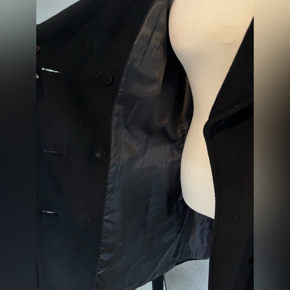 Ellen Tracy Elegant Black Coat - Picture 10 of 13